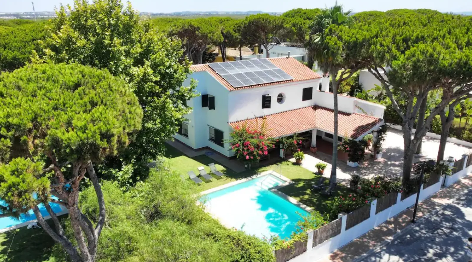 Vista aérea de la Surf House de Roche